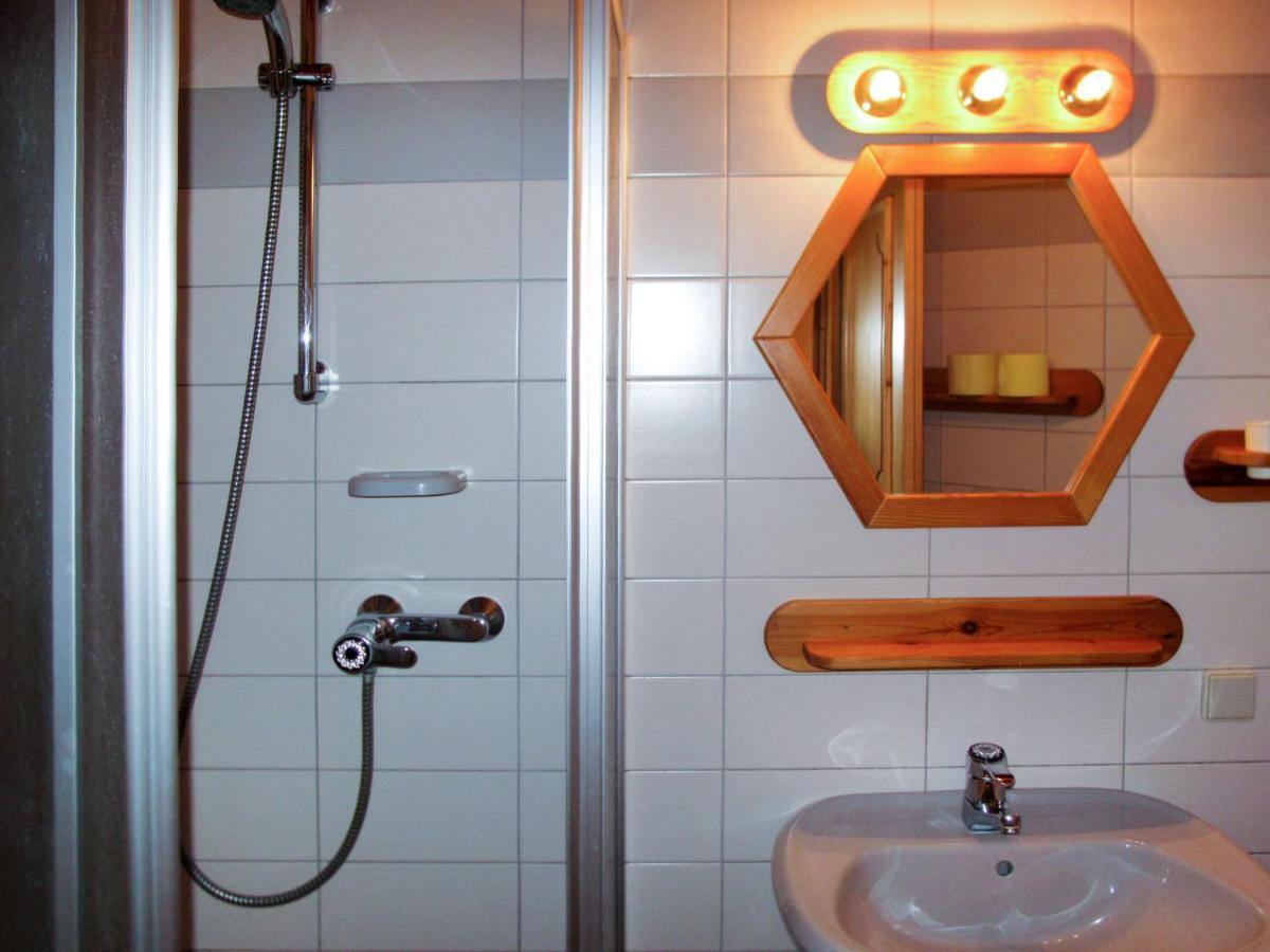 Apartment Kunzhof-2 By Interhome Winklern  Luaran gambar